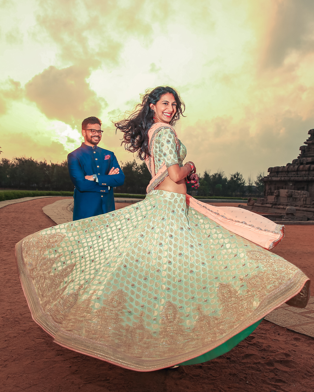 Polyester Plain Prewedding Photoshoot Gown On Rental at Rs 1200/piece in  Ahmedabad